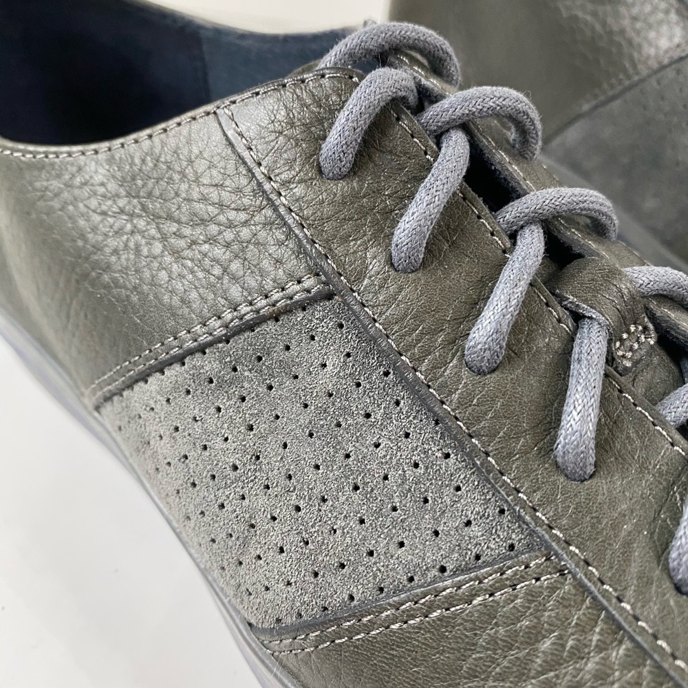 🚫SOLD🚫 Tommy Bahama Relaxology Rhodester Sneaker
